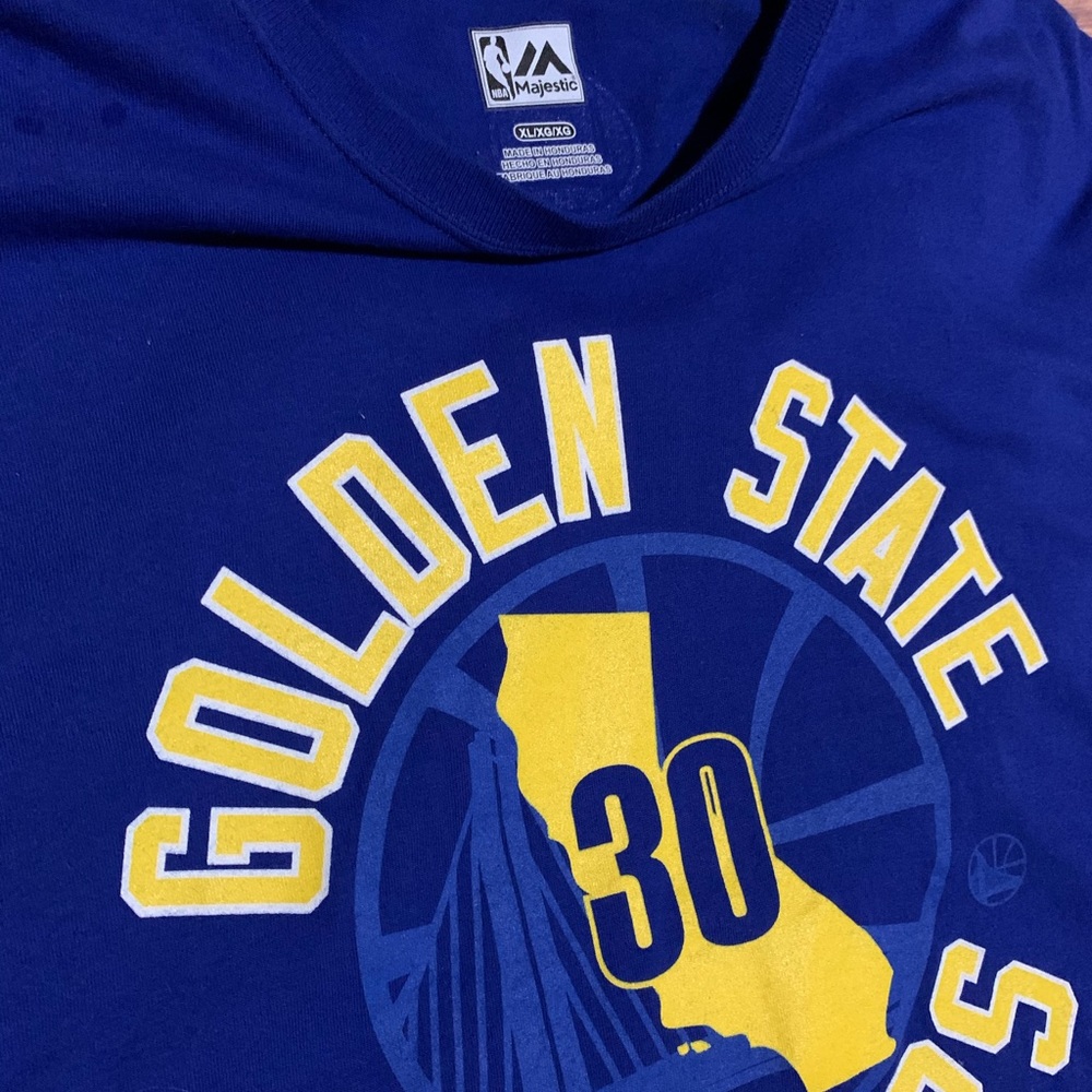 NWOT: Majestic XL GS Warriors t-shirt